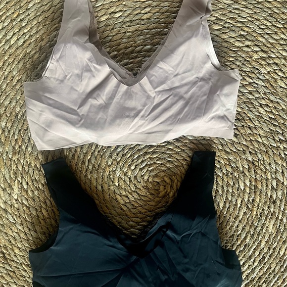 Daisy Fuentes pair of lace bras/bralettes Sz L. Black and rose. NWOT - Picture 2 of 4